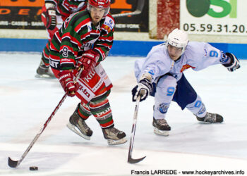 Xavier_DARAMY_Anglet-Cale_TANAKA_Montpellier-101009-355