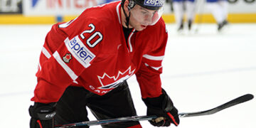 TAVARES_John-20100508-089