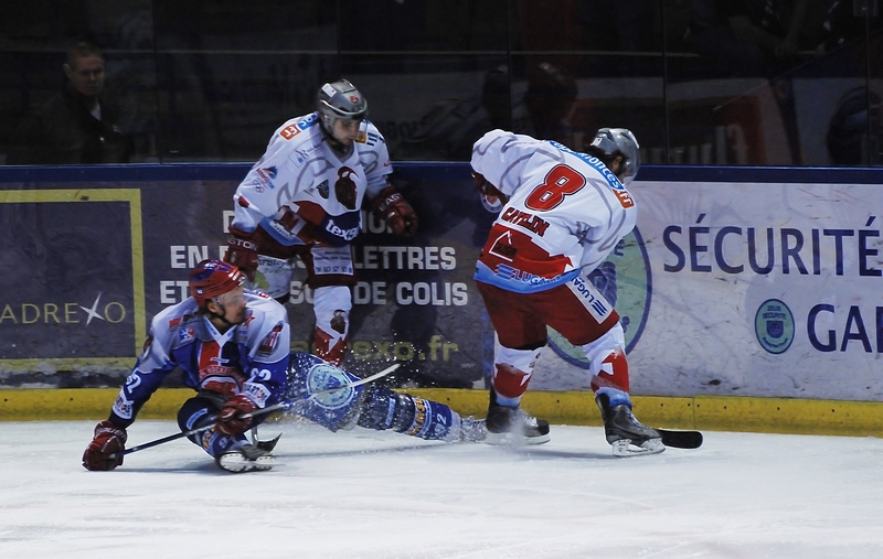 Lyon-Annecy DLyon - Annecy / Demi Finale / Hockey Ligue Magnus / Avril 2011emi Finale Avril 2011