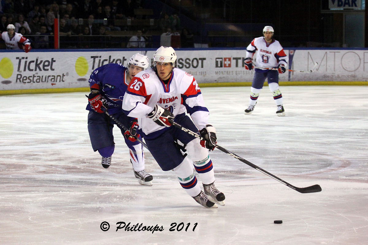 2011-04-15-France-Slovnie1