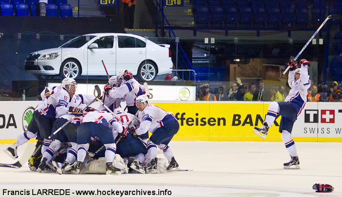 2011-05-03-France-Belarus-Celebre_la_victoire-700-4652