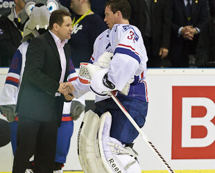 2011-05-03-France-Belarus-Huet_joueur_du_match-4698