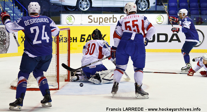2011-05-09-France-Norvege-But_Fleury-700-9258