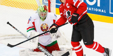 Ryan Getzlaf et Dmitri Milchakov