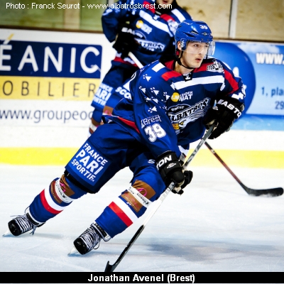 Jonathan  Avenel 2