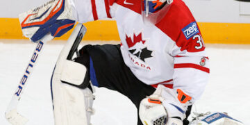 DUBNYK Devan-120505-224