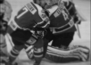 KHL (Conférence Ouest, play-offs, quart de finale, matches 4)
