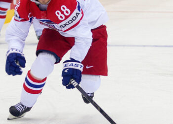 En deuil, une star de la KHL quitte le circuit