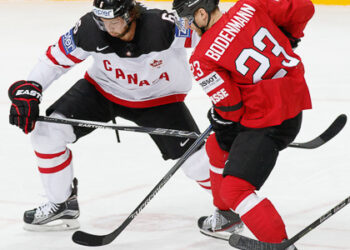 Le Canada déroule contre la Suisse