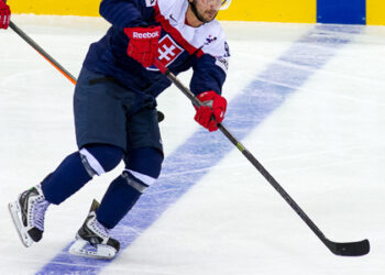 Tatar sort de sa boîte