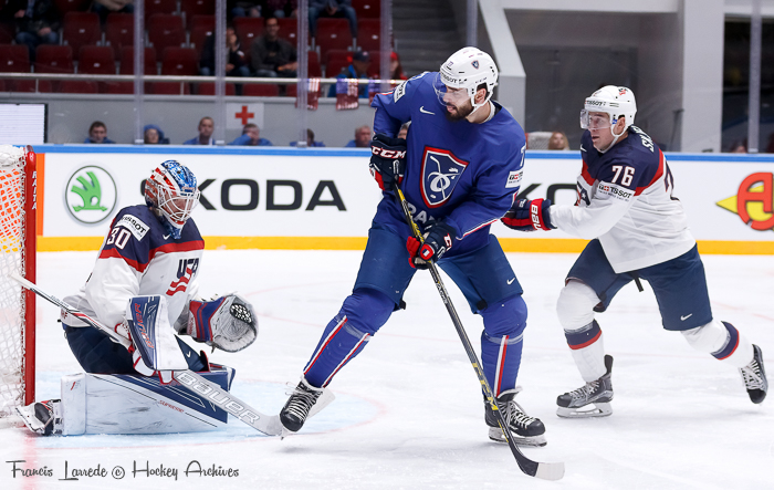 Etats Unis France 700 160512 392