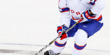 Qui s&rsquo;invite à Paris ?