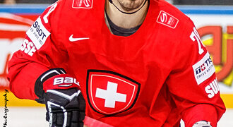 La Suisse réussit son dernier test et retranche Hollenstein
