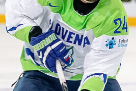 Habillé au dernier moment et décisif