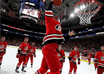 Bulletin NHL: la course aux séries, les débuts de Texier en AHL, éliminer le tanking