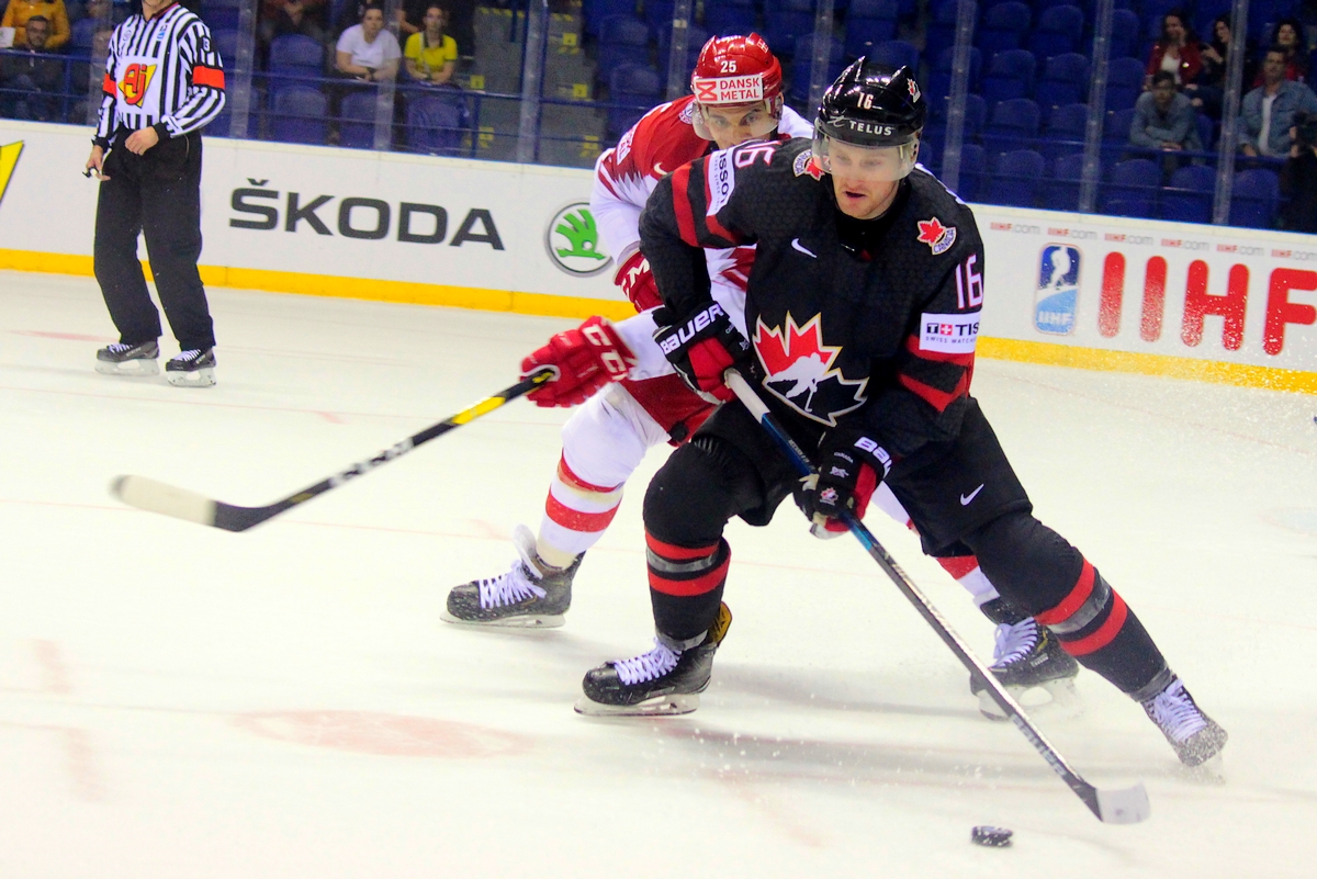 Jared McCann et Oliver Lauidsen - Photo Nicolas Leborgne