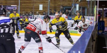2122 roanne morzine