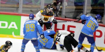 220522 kazall action