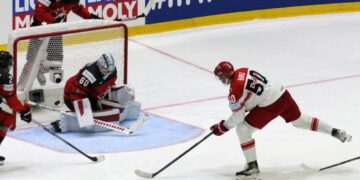 220523 candnk bau but