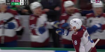 Cale Makar marque son 200e point en NHL, le 21 novembre 2022 (Capture d'écran)