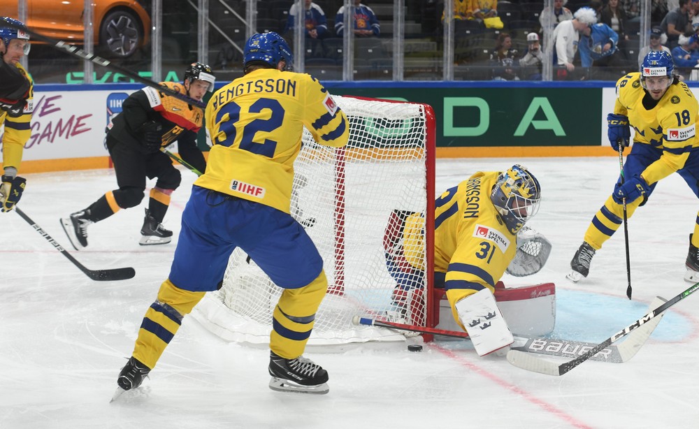 120523 sweall johansson arret