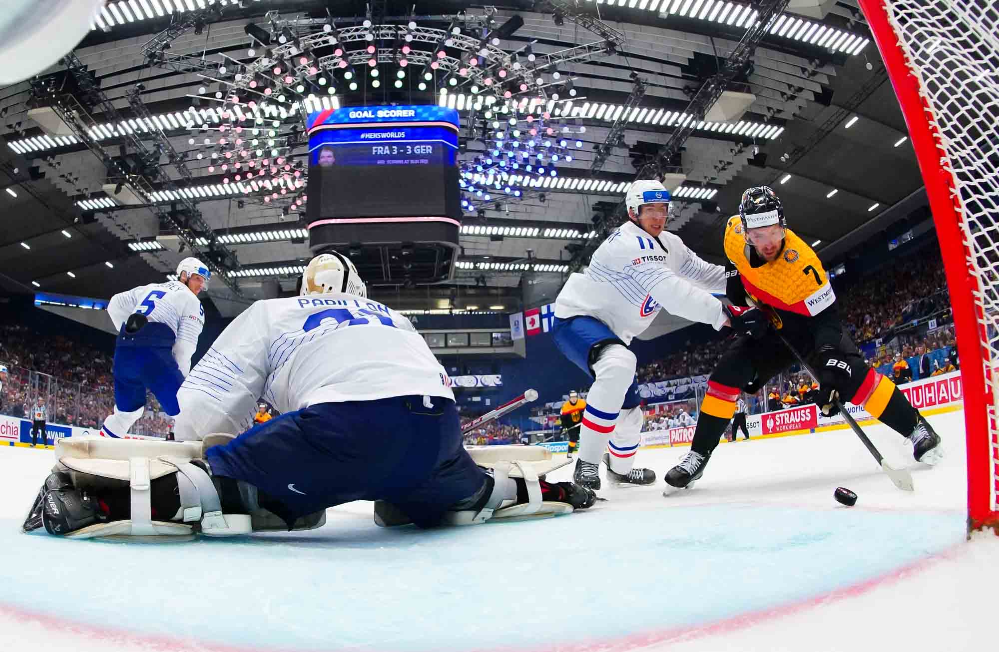 matt zambonin/iihf