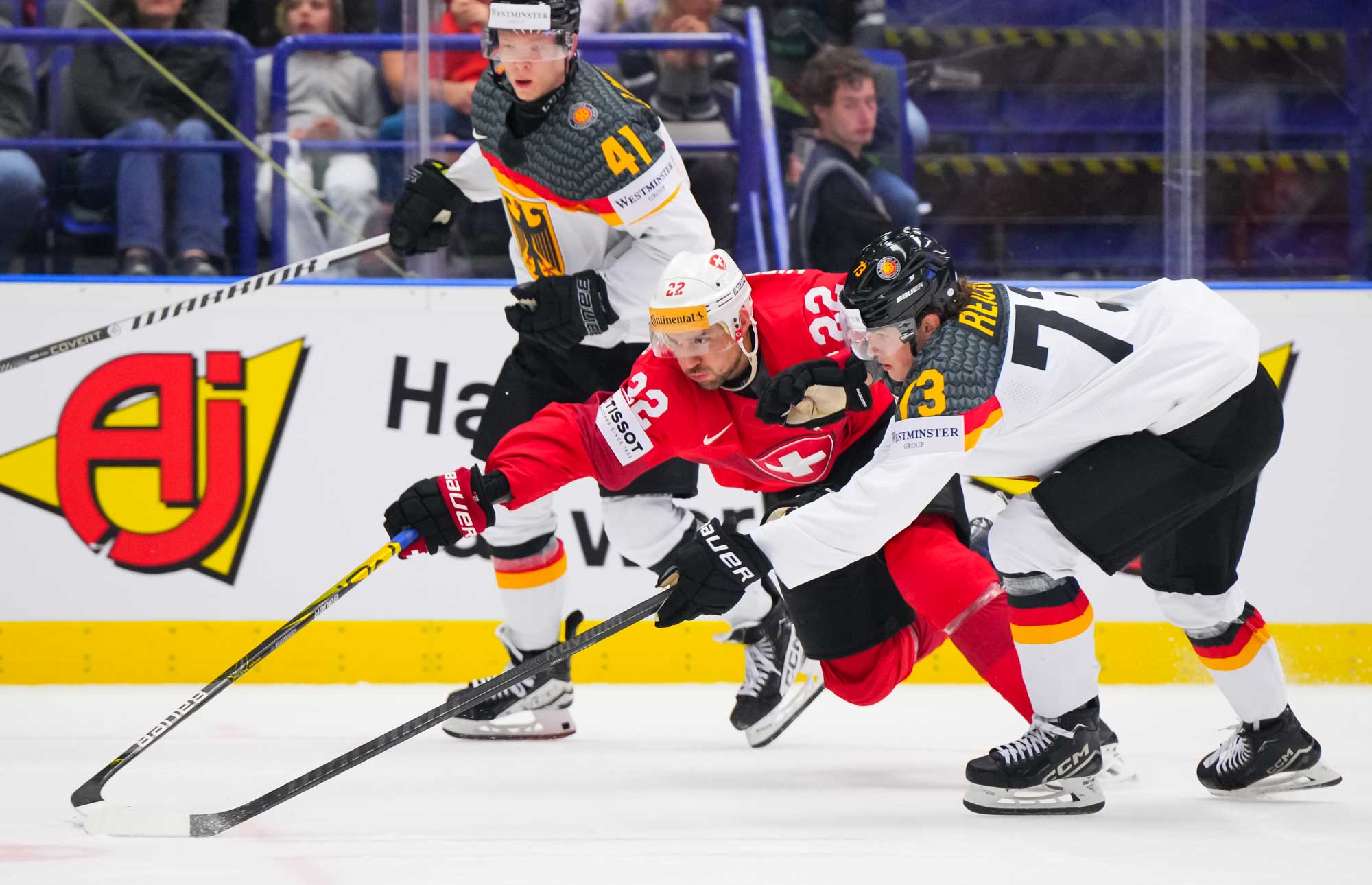 matt zambonin/iihf