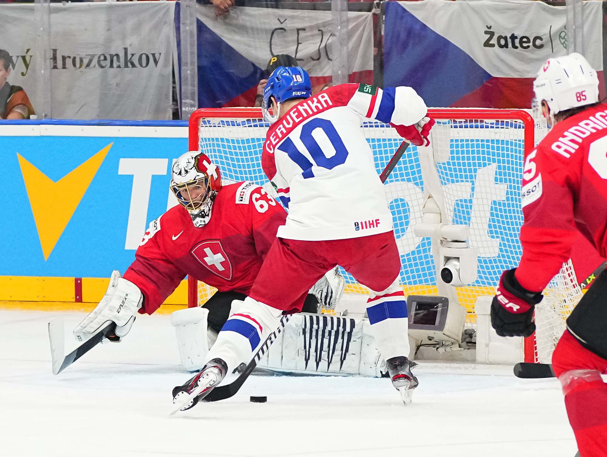 andrea cardin/iihf