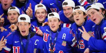 Mondial Junior 2025 : Finlande - USA Photo : MATT ZAMBONIN IIHF