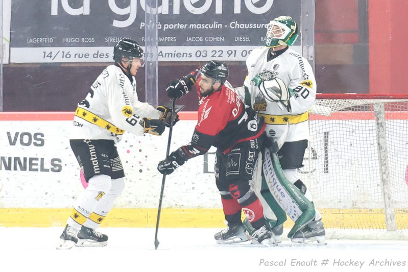 amiens rouen play off match 4 05 mars 2025 (9)
