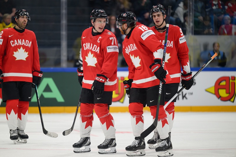 celebrini rigole avec brown (can)