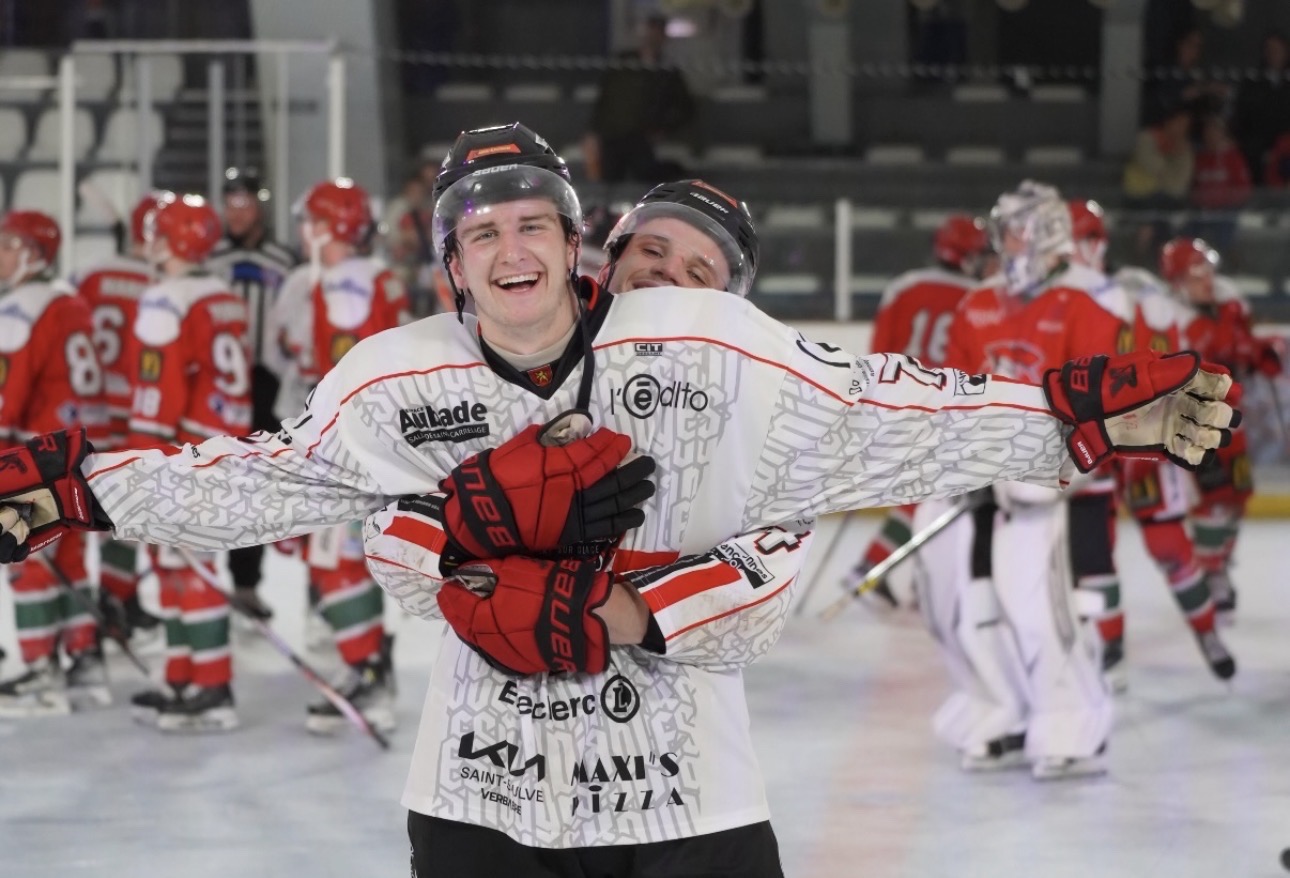 Valenciennes se qualifie à Courbevoie, mais le coach attend davantage