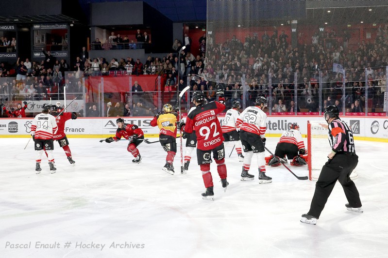 Nicholas Girouard (Amiens) face à Bordeaux au Coliséum, le 25 octobre 2026